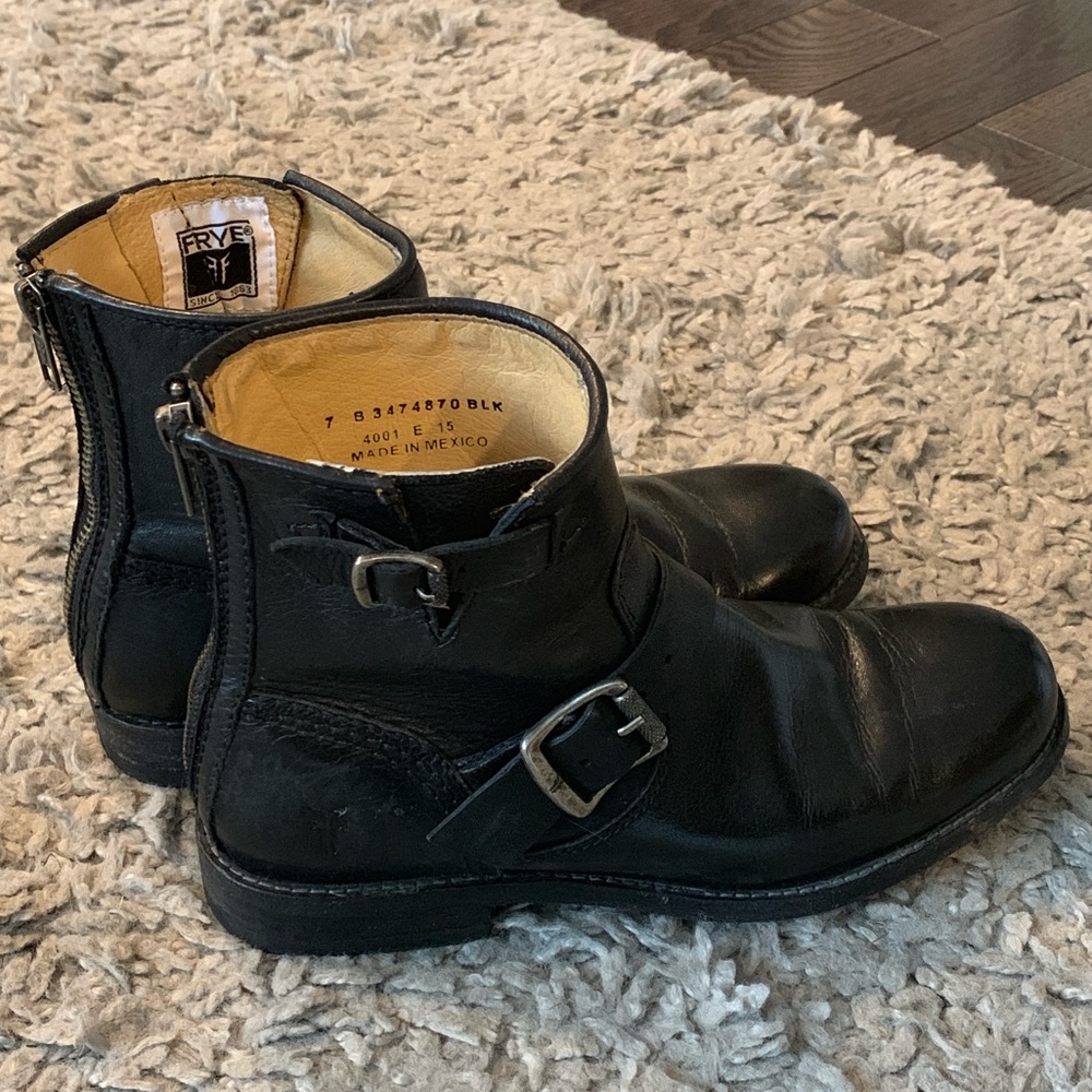 EEEEEEEEEUC size 7 Frye Taylor Engineer boots